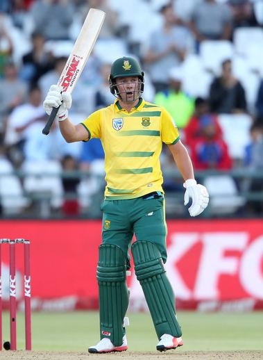 AB de Villiers leapfrogs Kohli, Warner at top of ODI rankings