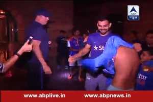 India Vs Australia: Check out the generous side of Virat Kohli