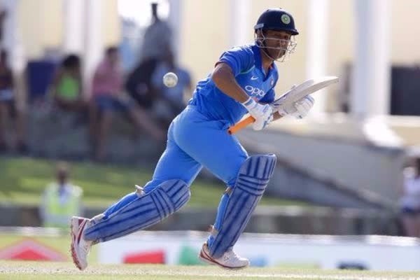 In Graphics: Dhoni will become the 6th Indian to play 300 ODIs
