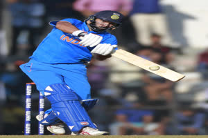 In Graphics: This is how Bollywood reacted to Yuvraj’s comeback hundred