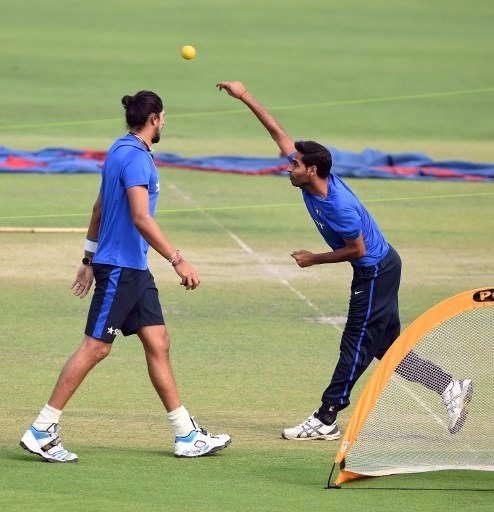 india playing xi for 1st test vs sri lanka kolkata umesh yadav mohammed shami and ishant sharma to start cricket news India likely to field three seamers, toss-up between Bhuvi and Ishant