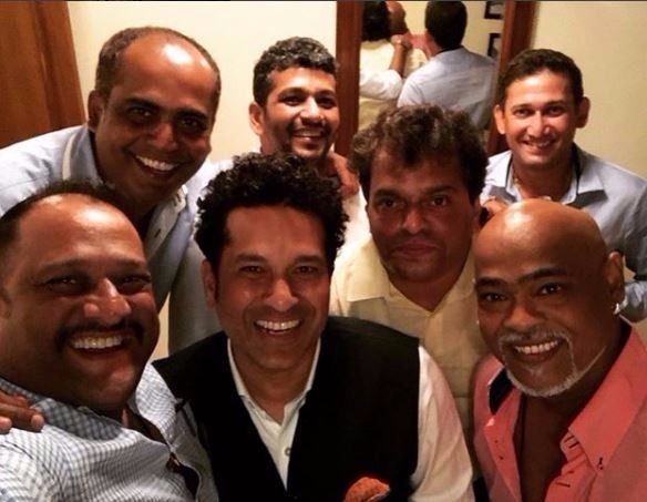 Sachin Tendulkar buries away feud with Vinod Kambli, shares selfie on Instagram
