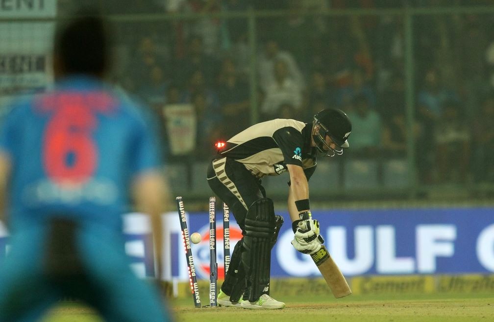 Pakistan claim top spot in ICC T20 ranking