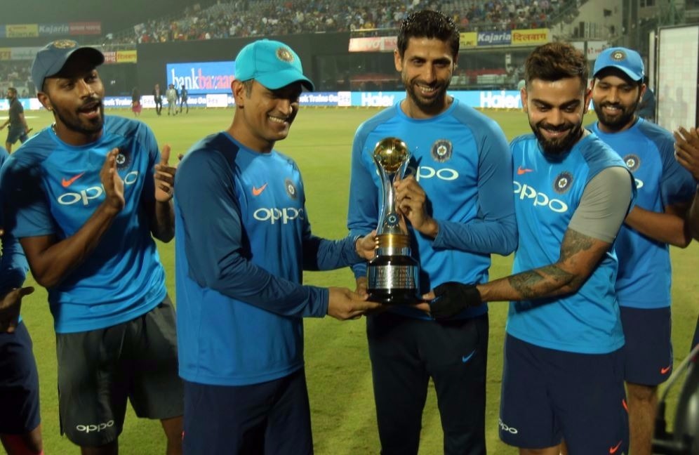 india vs new zealand 1st t20i delhi live score toss teams playing xi pitch status NZ to bowl on Nehra's farewell, Iyer makes his India debut