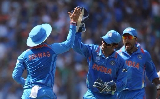 hit from ball one sehwags advise to dhoni ‘Hit from ball one’, Sehwag’s advise to Dhoni