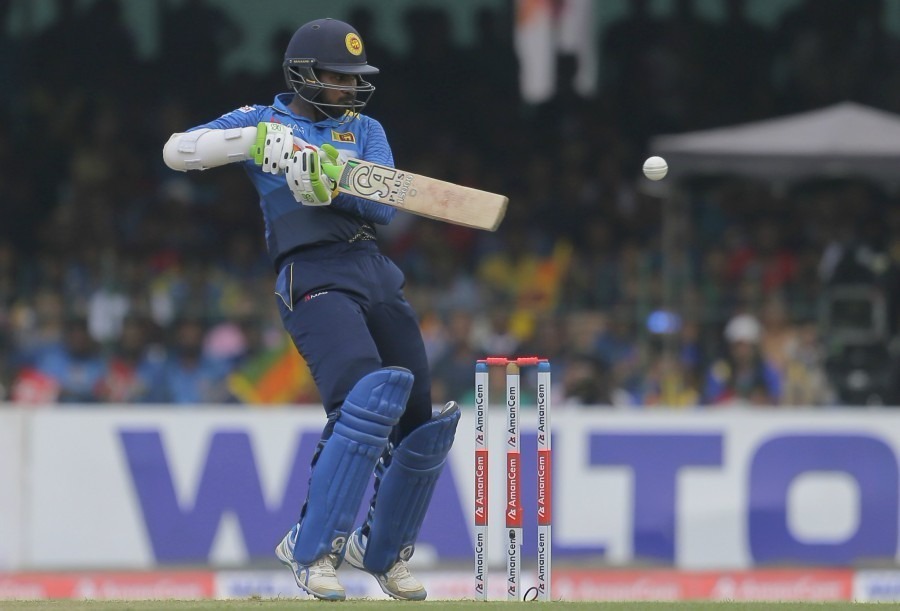 Sri Lanka have to show some fight: Tharanga