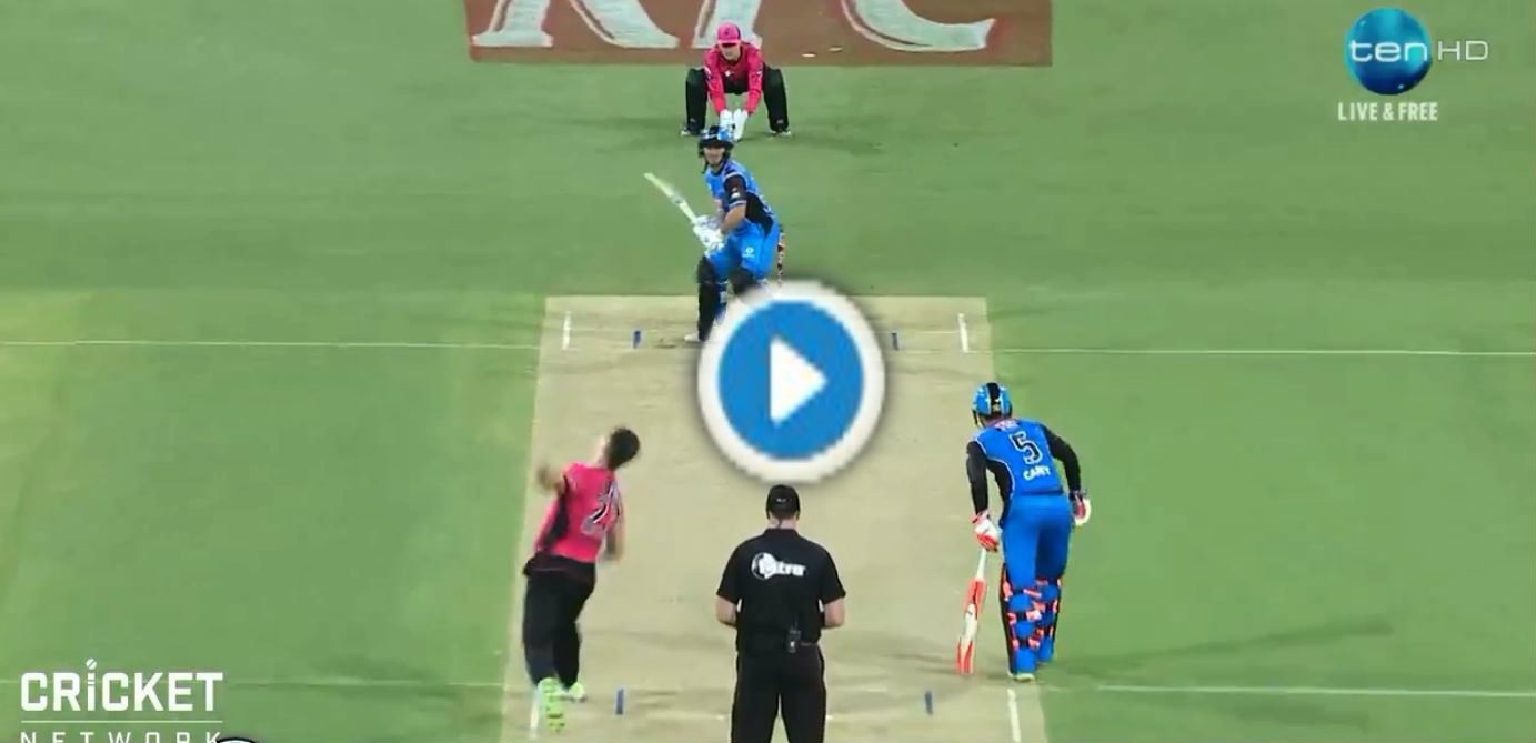 watch jono wells hits biggest six of bbl clears the adelaide roof WATCH: Jono Wells hits biggest six of BBL, clears the Adelaide roof