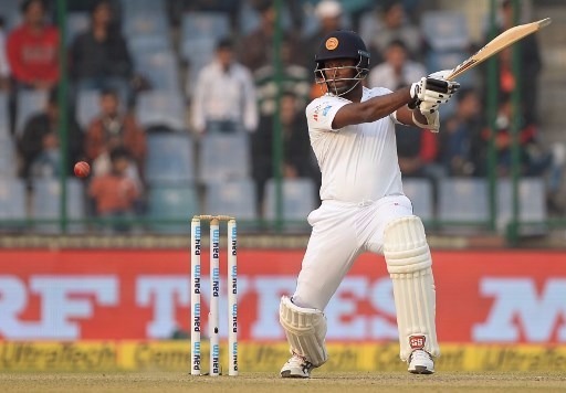 live kohli marching towards second double century Mathews leads Lankan fight back