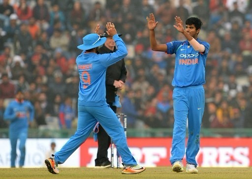 ind sl 2nd odi mohali live cricket news LIVE: India thump Sri Lanka by 141 runs to level series