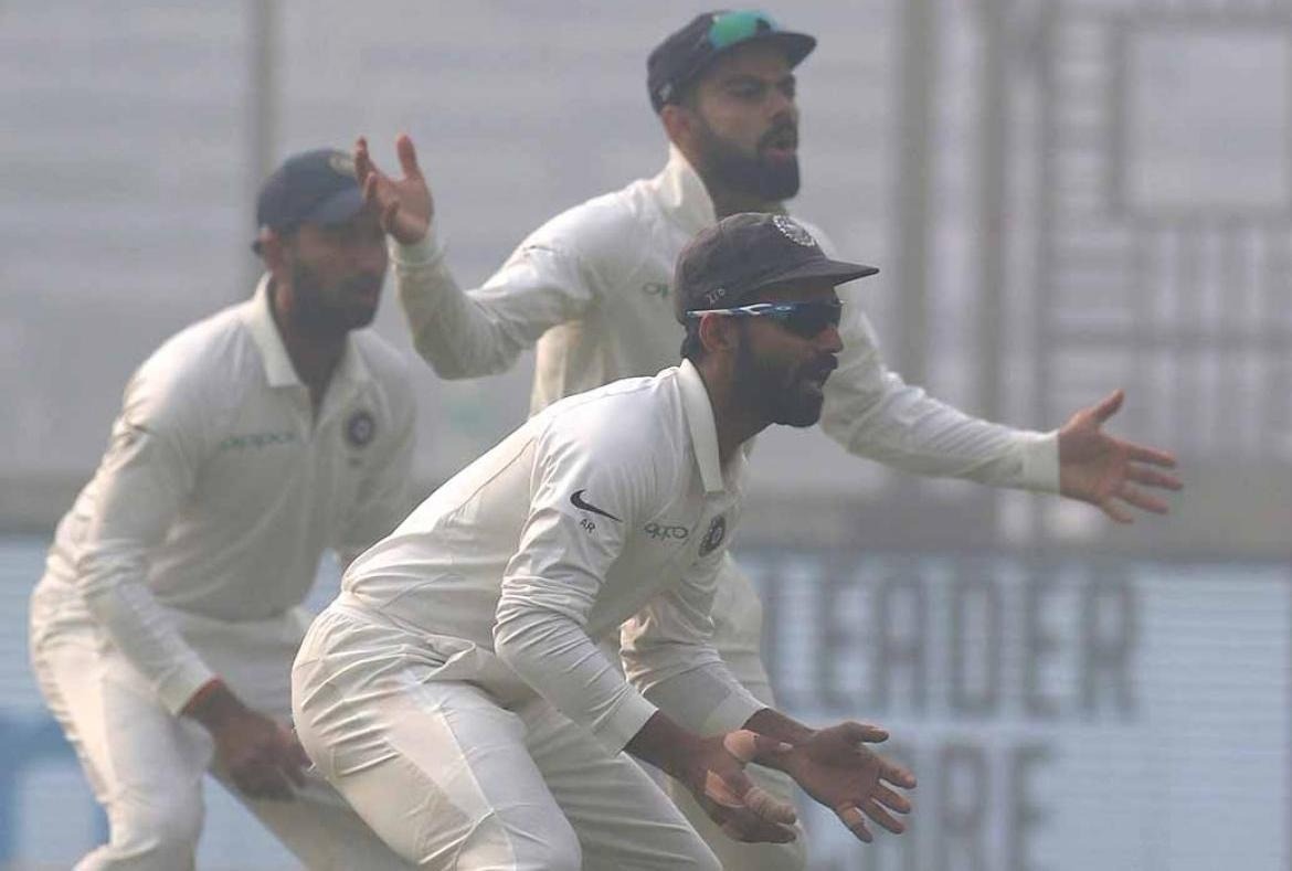 Kotla remembers Dravid after India's 'slip' ups