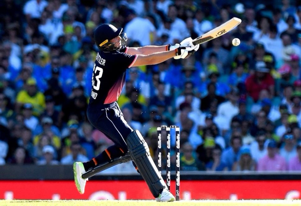 Buttler's 83-ball 100 takes England to 302 for 6