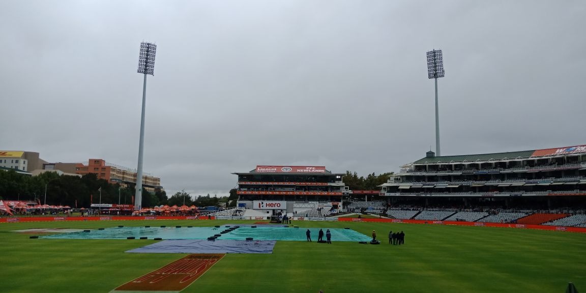 Bright sunshine promises full day's play in Cape Town