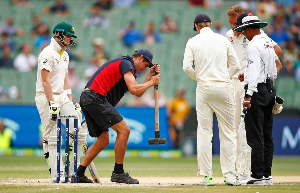 MCG pitch receives official warning by ICC