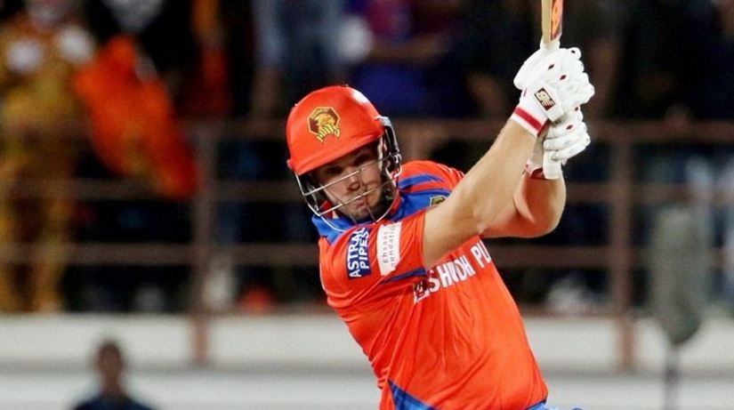 6830 રન અને 127 વિકેટ... IPL વચ્ચે આ સ્ટાર ખેલાડીએ અચાનક લીધી નિવૃતિ
