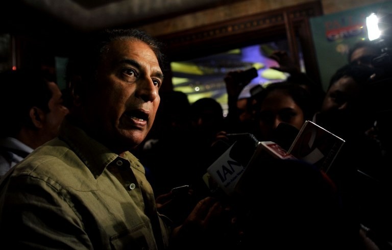 Gavaskar slams Team India selection for second Test Gavaskar slams Team India selection for second Test