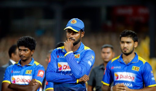 Controversy in Sri Lanka Cricket, all players refuse to sign central contract श्रीलंका क्रिकेट में घमासान, सभी खिलाड़ियों ने सेंट्रल कॉन्ट्रैक्ट पर हस्ताक्षर करने से किया इनकार