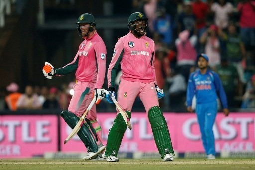 Klaasen, Miller keep 'pink' South Africa alive in series