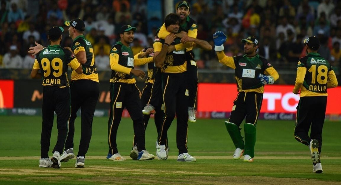 Landslide: Lahore Qalandars go from 132 for 3 to 136 all out, lose by 43 runs