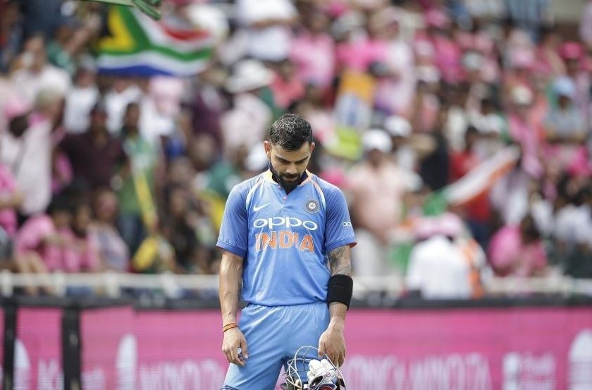 Kohli's sportsmanship wins hearts despite India's loss