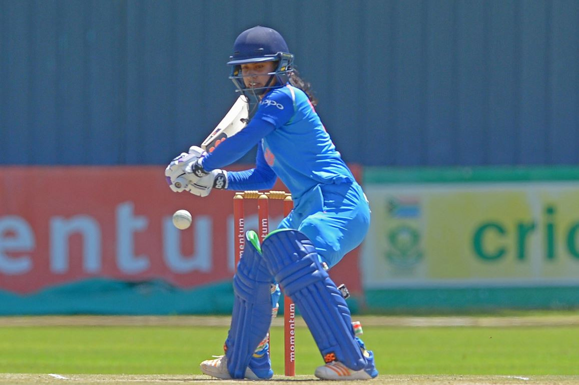 Mithali's 54 gives India wining start in T20s