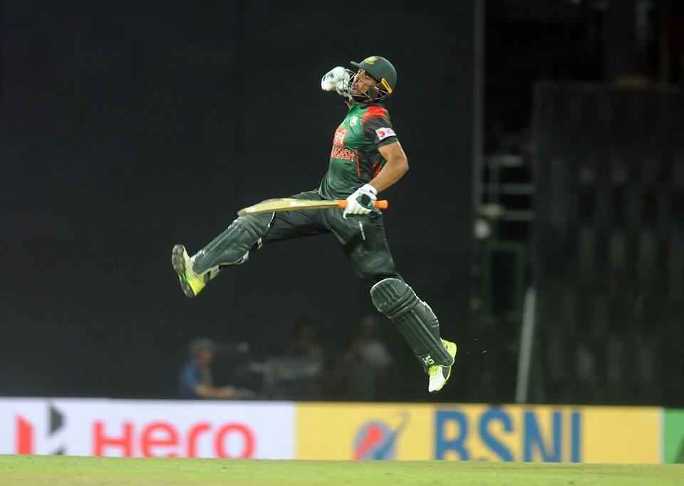 After 'Naagin Dance' Bangladesh team 'Shatter Glasses' in celebration