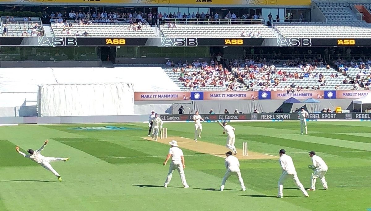 watch williamson pulls off one handed stunner to dismiss broad WATCH: Williamson pulls off one-handed stunner to dismiss Broad