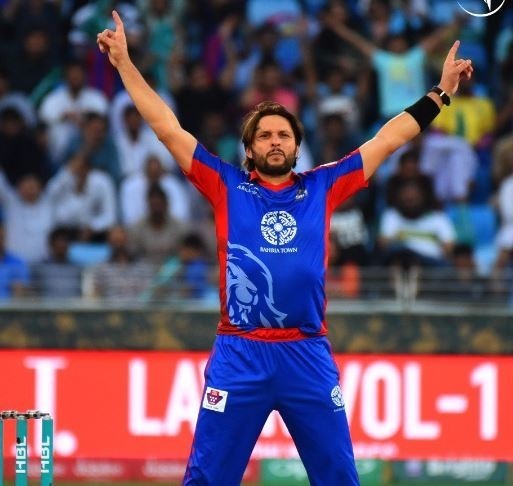 psl afridi removes pollard with a magical leg spinner Afridi removes Pollard with a magical leg-spinner