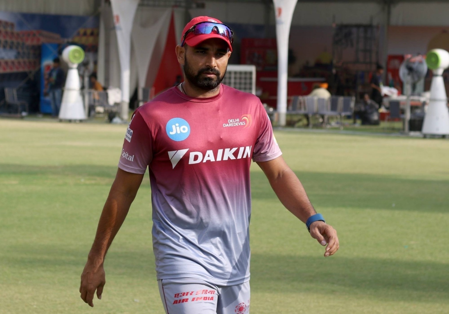 battered and bruised but not broken shami joins daredevils training Battered and bruised but not broken, Shami joins Daredevils training