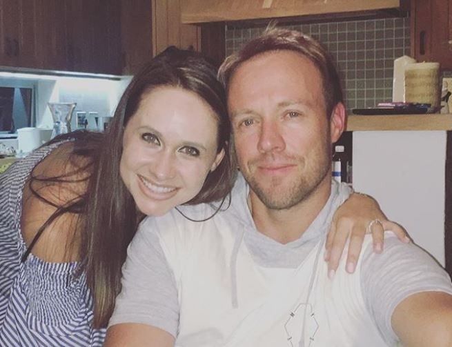 De Villiers takes family out for a tuk-tuk ride in Bangalore