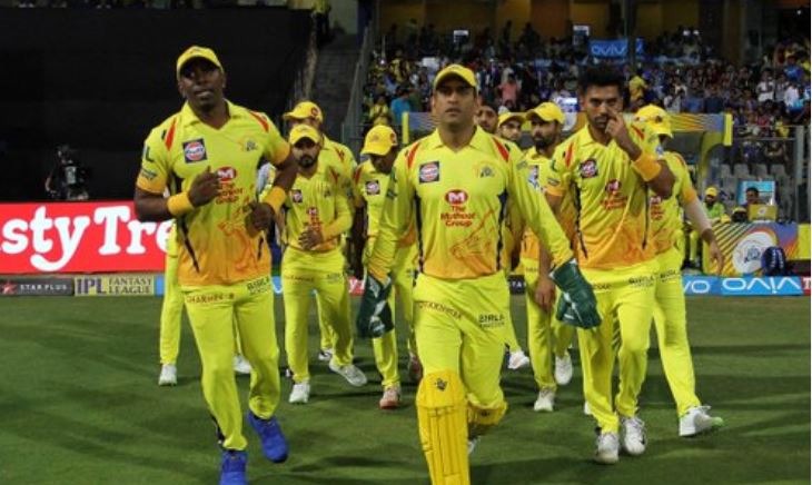 Back injury may force Dhoni to sit out against Royals