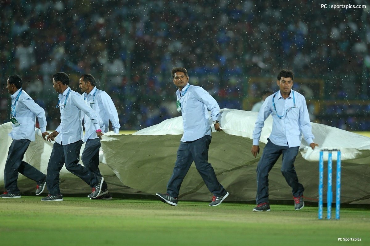 Rains interrupts play in Jaipur