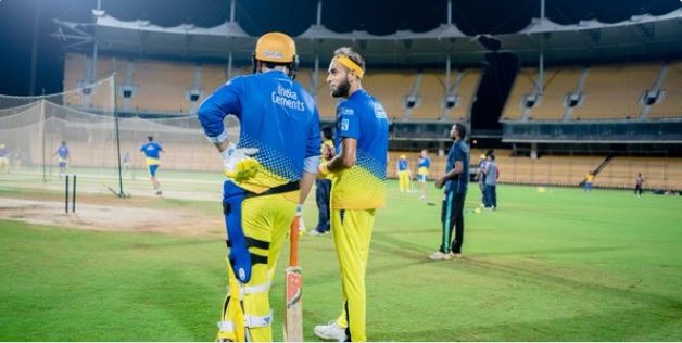 Their star leggie Imran Tahir was excluded from the playing XI at the last moment.