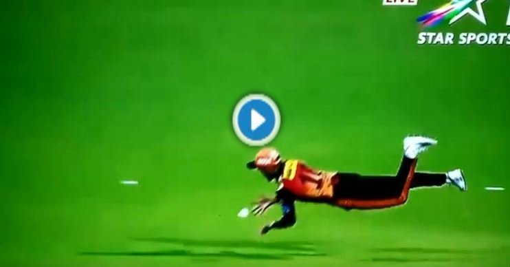 watch pandey takes breathtaking catch against kolkata WATCH: Pandey takes breathtaking catch against Kolkata