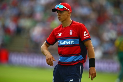 England fast bowler Tom Curran has bypassed everyone to be picked up by the Kolkata Knight Riders as injured Starc’s replacement, reported an English County website.