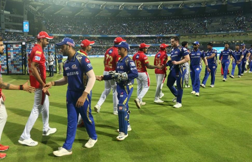 Pandya and Rahul swap shirts after a nail-biting thriller at Wankhede