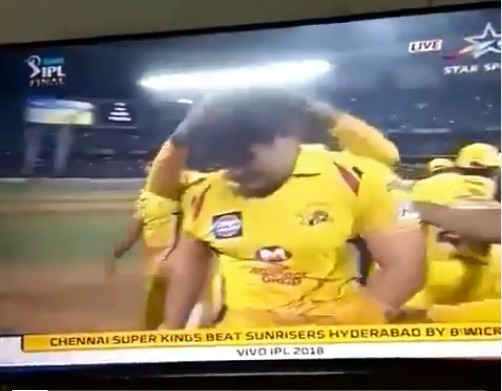 Photos started circulating on social media about Watson crying after CSK’s victory.