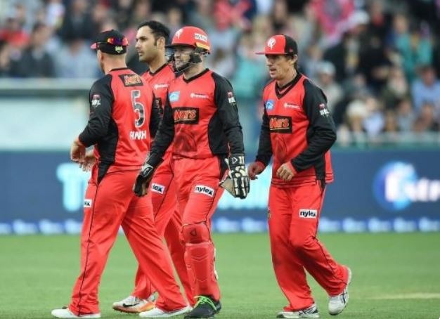 The other favourite are Melbourne Renegades. There are reports of Renegades losing out their strong overseas candidate, Dwayne Bravo to their city rivals the Melbourne Stars. If that is the scenario, then it won’t be a surprise if they all out to bag de Villiers. Obviously, AB de Villiers is an incredible talent and if he was to be available he would be a significant asset to any club,
