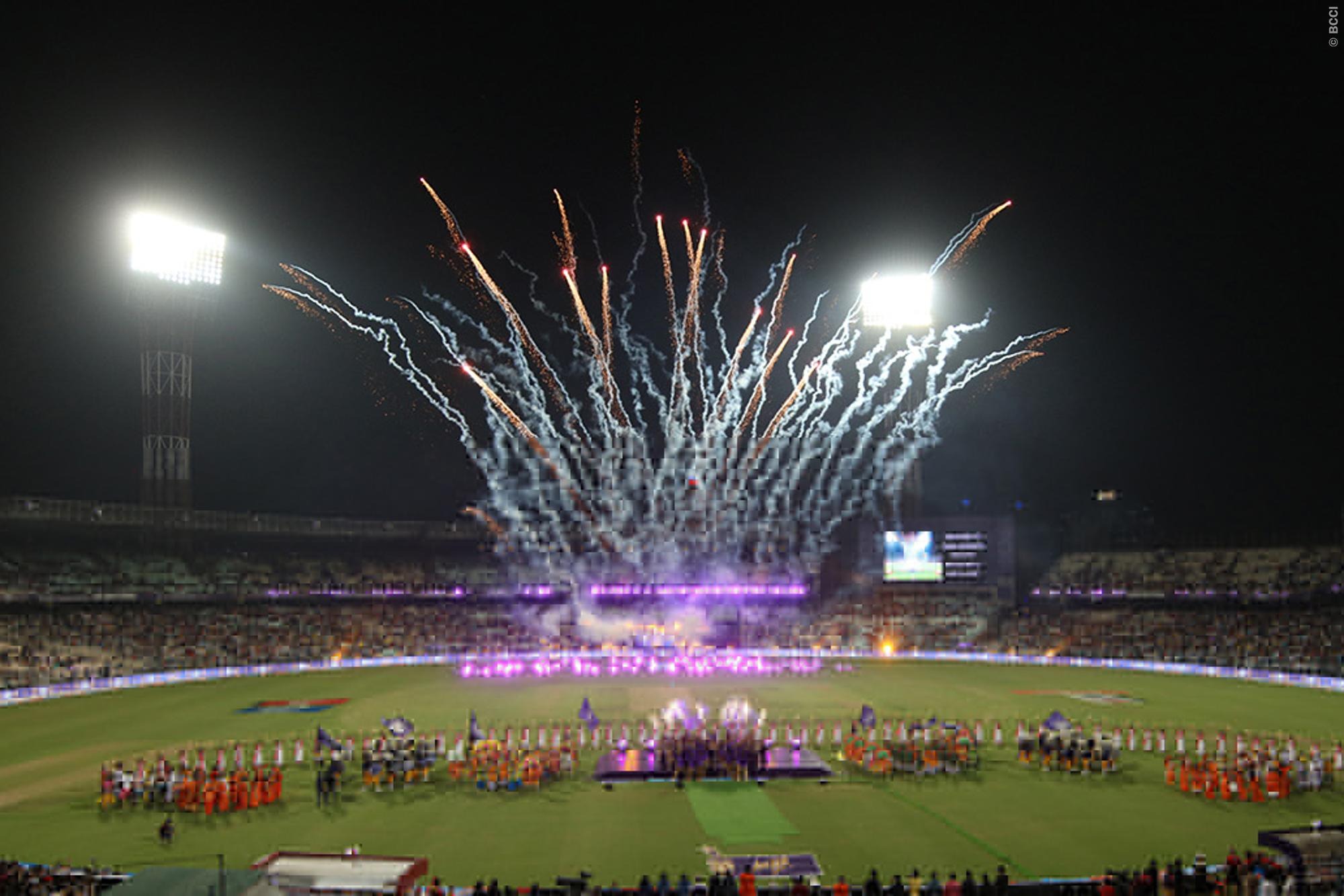 IPL 2026 : मुंबई इंडियंस को हराकर आरसीबी ने पॉइंट टेबल में कहां पहुंची, जानिए कौन टॉप पर