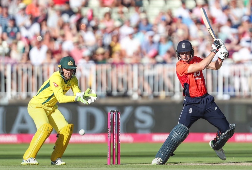 Buttler leads England to victory in one-off T20I against Australia