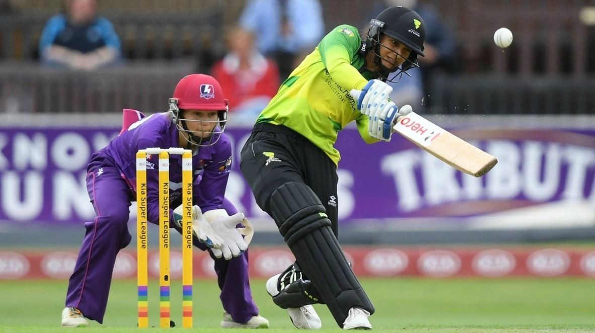 Mandhana slams joint fastest fifty in Women's cricket