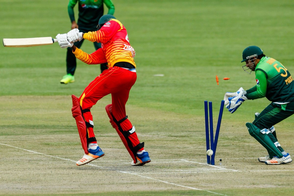 Prince Masvaure made 39 and Ryan Murray contributed 47 - personal bests for both players in their short careers - and Peter Moor finished off with 44 not out in a 67-run stand with Elton Chigumbura, allowing Zimbabwe to reach 233 for 4/Photo: Twitter