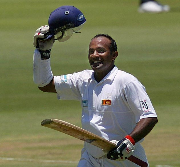 Happy b'day Hashan Tillakaratne: 1st man to score an ODI ton at No. 7