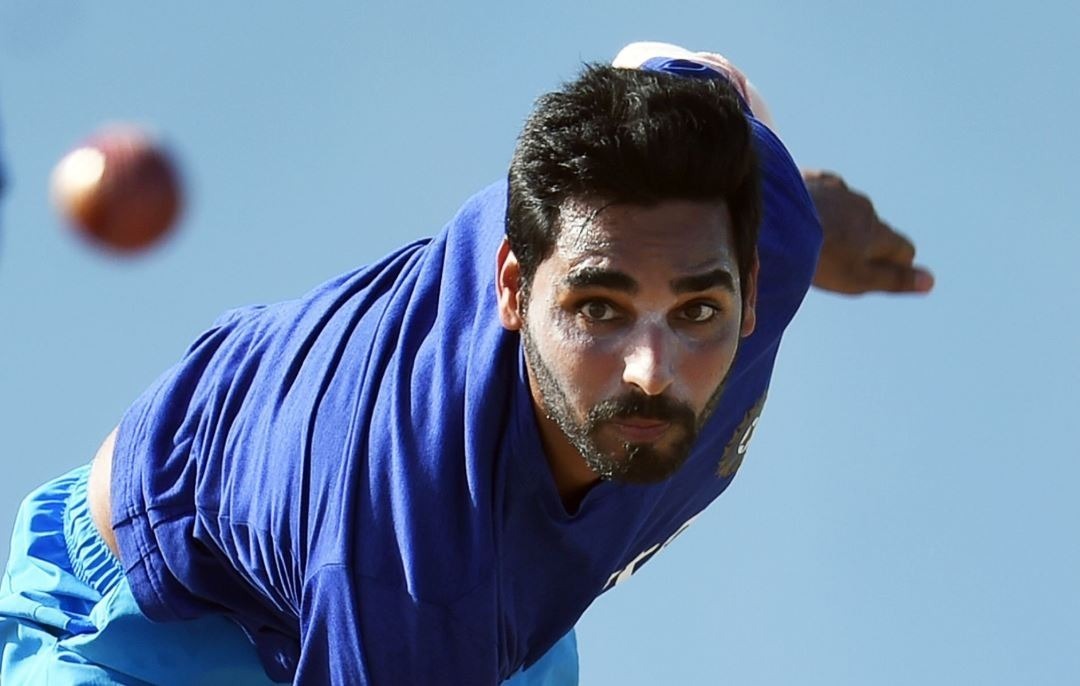 Fingers pointing towards Kohli-Shastri for playing an unfit Bhuvneshwar Kumar