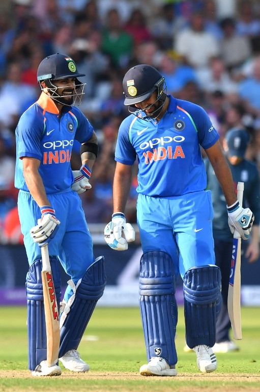 Kohli hints inclusion of Kuldeep Yadav, Yuzvendra Chahal in Test series