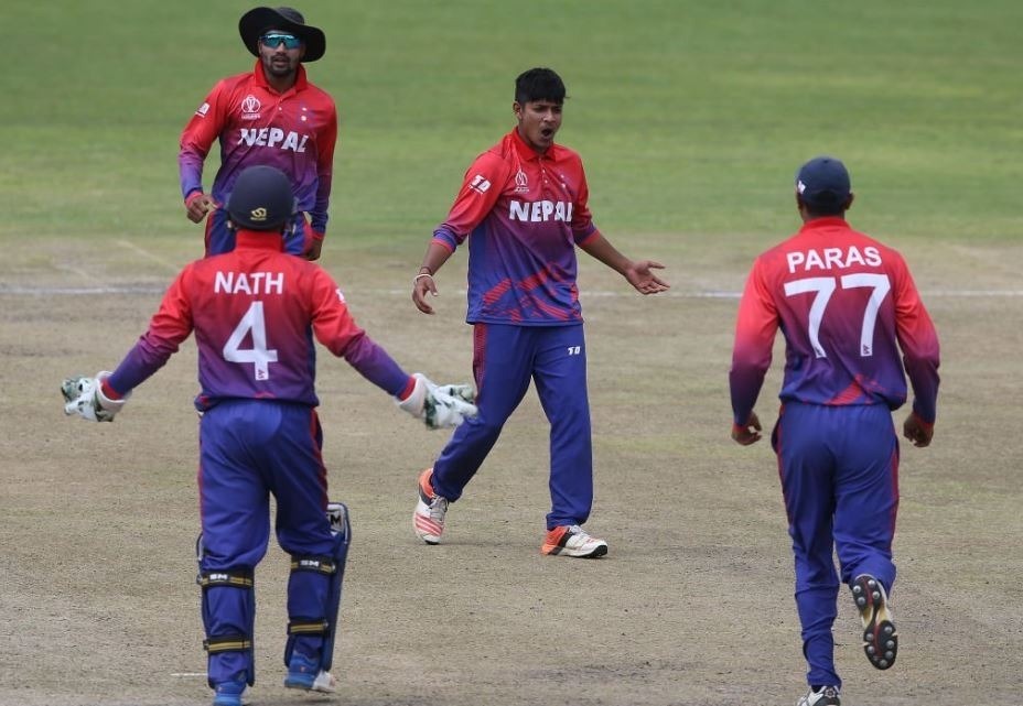 Nepal clinch thriller to win maiden ODI