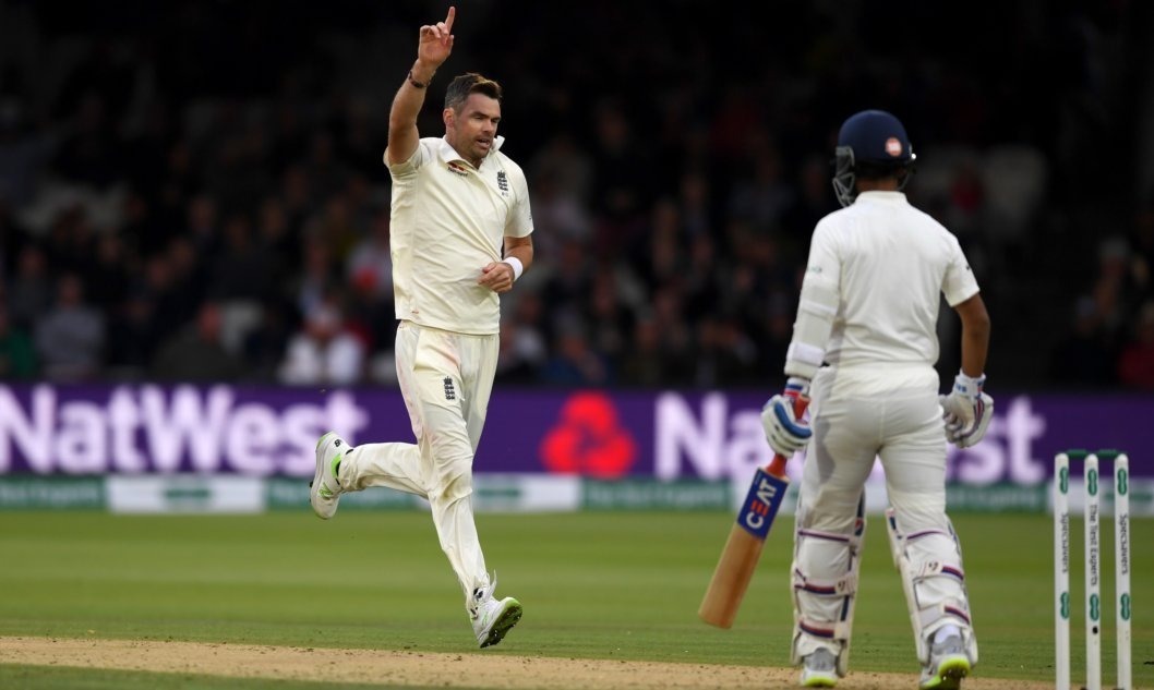 india vs england 2nd test england put india in pujara kuldeep return Anderson's five floors India for 107