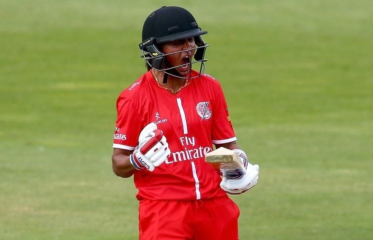 Harmanpreet's last-over six seals victory for Lancashire