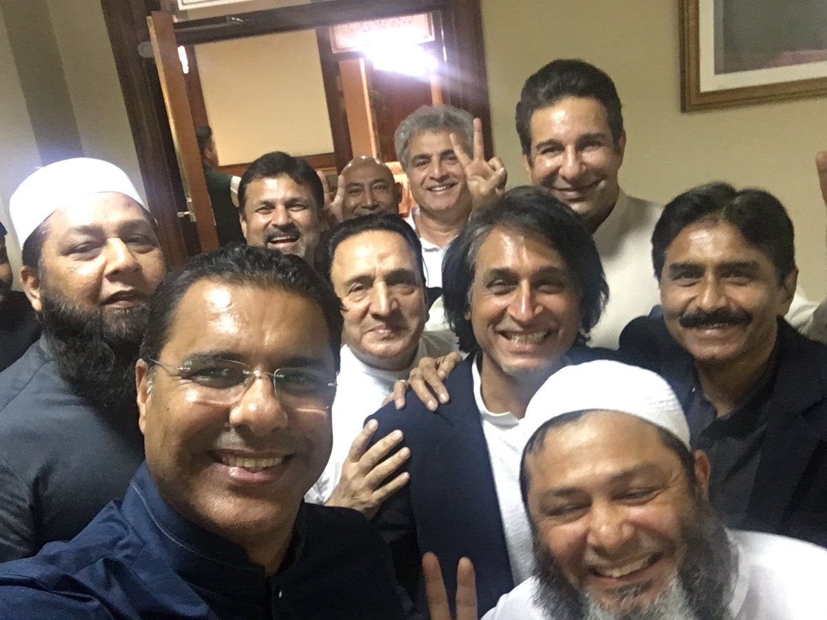 IN PICS: Legendary cricketers who attended Imran Khan's swearing-in ceremony