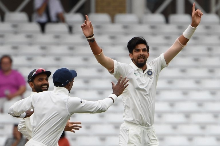 ishant sharma bowls a beauty to complete 250 wickets in test cricket Ishant Sharma bowls a beauty to complete 250 wickets in Test cricket