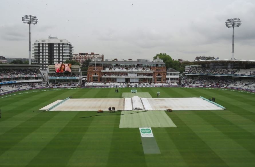 1st day of Lord's test washed out due to rain